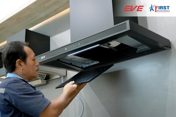 รับติดตั้งเครื่องดูดควัน